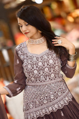 Radiant Henna Blossom