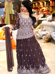 Radiant Henna Blossom